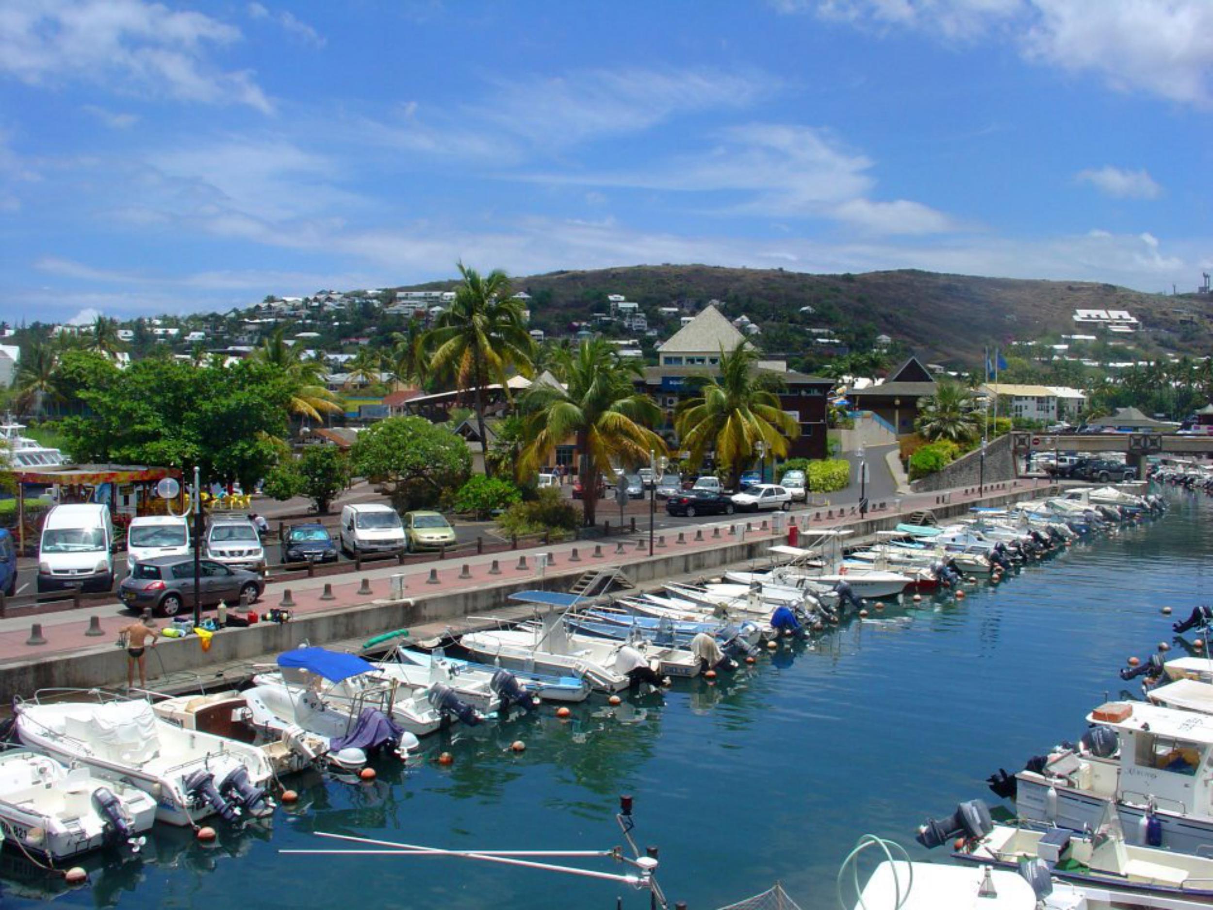 LE PORT DE ST GILES