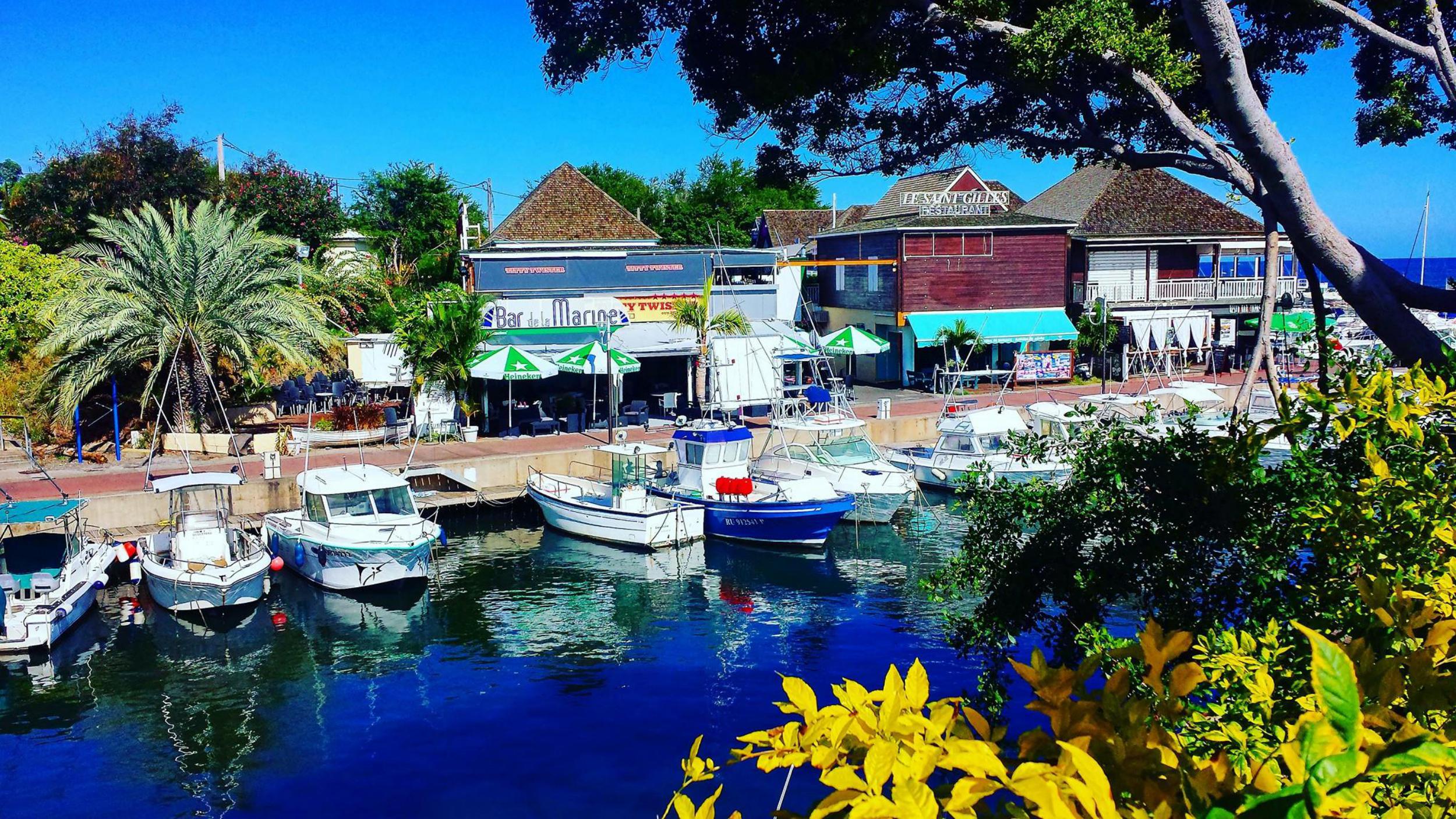 LE PORT DE ST GILES